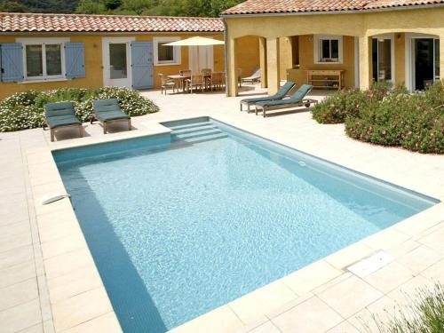 Exotic Holiday Home in Ceps with Private Pool : Maisons de vacances proche de Saint-Nazaire-de-Ladarez