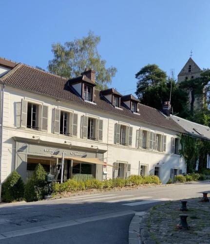 Auberge du Chasseur : Hotels proche de Millemont