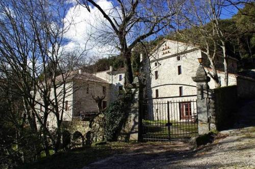 Gîte Châtaignier au Château des Pauses : Maisons de vacances proche de Saint-André-de-Majencoules