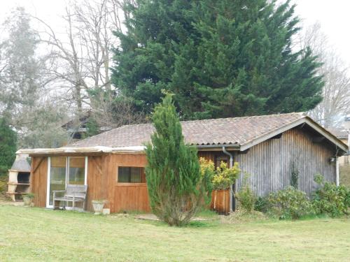 La petite maison dans la prairie : Maisons de vacances proche de Saint-Laurent-des-Bâtons