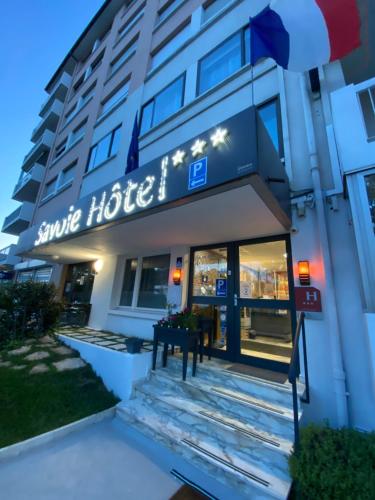 Savoie Hotel aux portes de Genève : Hotels proche de Feigères
