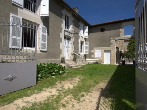 Gîte Arrentières, 3 pièces, 4 personnes - FR-1-543-86 : Maisons de vacances proche de Lamothe-en-Blaisy