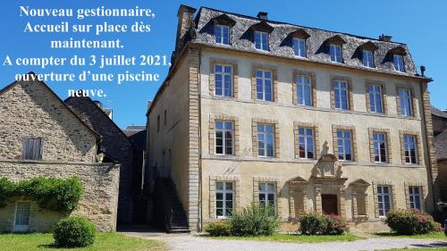 Chateau Ricard : Appart'hotels proche de Prades-d'Aubrac