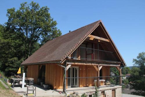 Het gevoel van vrijheid tussen bos en dorp : Chalets proche de Bétaille