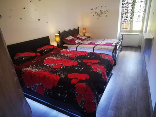 Room in Guest room - Le Hameau de la Detente - Family Room : Maisons d'hotes proche de Montournais