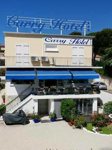 Carry Hotel : Hotels proche de Châteauneuf-les-Martigues