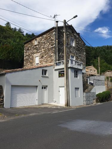 La Castanea : Maisons de vacances proche de Roquedur