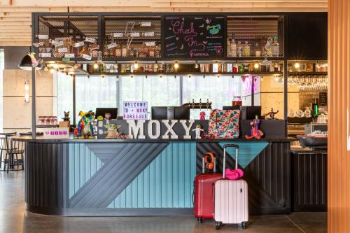 Moxy Bordeaux : Hotels proche de Cenon