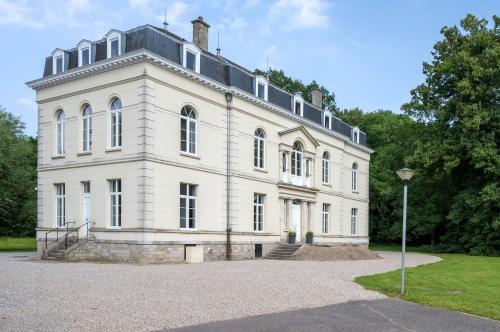 Chateau du Béron - Chambre 2 personnes : Appart'hotels proche de Rumegies
