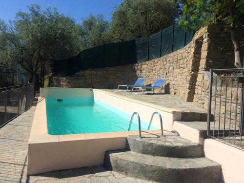 Villa de 4 chambres avec piscine privee terrasse amenagee et wifi a Breil sur Roya : Villas proche de Castillon