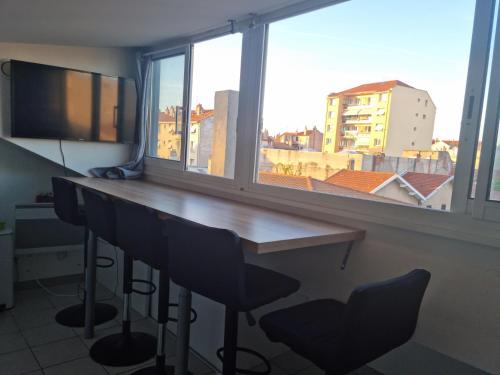 T2 Belle vue renové centre ville : Appartements proche de Portes-lès-Valence