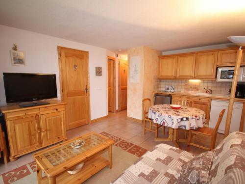Appartement Villard-sur-Doron, 3 pièces, 4 personnes - FR-1-293-208 : Appartements proche de Queige