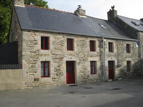 Bretoens dorpshuis : Maisons de vacances proche de Saint-Hernin