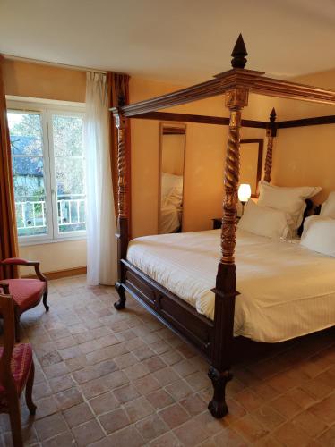 Hostellerie Les Hauts De Sainte Maure : Hotels proche de Cussay