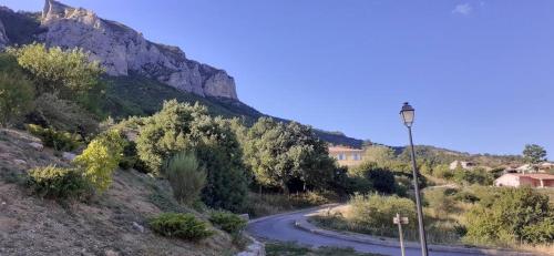 Les Terrasses du Paradis : Maisons d'hotes proche de Montmorin