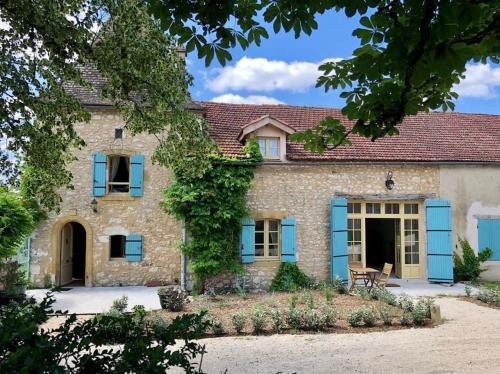 5 bedroom house with private pool, S Dordogne : Maisons de vacances proche de Vergt-de-Biron