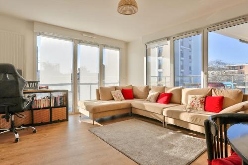 Superb Apartment with large Terrace : Appartements proche de Le Plessis-Robinson