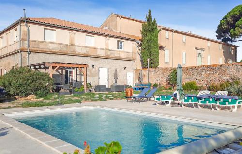 Stunning Home In Vendres With Private Swimming Pool, 5 Bedrooms And Outdoor Swimming Pool : Maisons de vacances proche de Sauvian