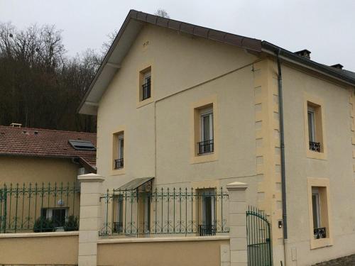 Gîte Velle-sur-Moselle, 3 pièces, 5 personnes - FR-1-584-178 : Maisons de vacances proche de Chamagne