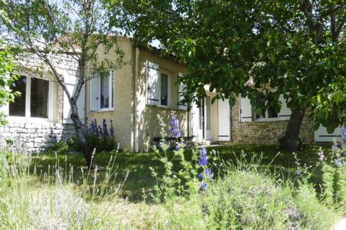 Semi-detached house, Revest-du-Bion : Maisons de vacances proche de Montfroc
