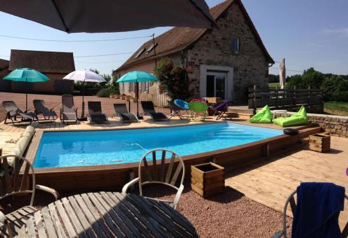 Villa de 5 chambres avec piscine privee sauna et jardin clos a Saint Bonnet de Vieille Vigne : Villas proche de Toulon-sur-Arroux