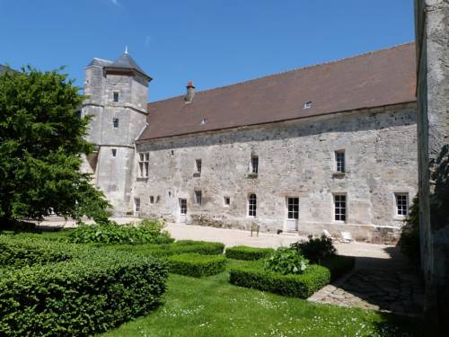 Manoir du Plessis au Bois : B&B / Chambres d'hotes proche d'Autheuil-en-Valois