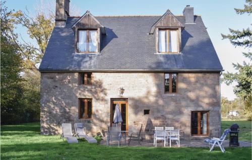 Holiday home Lieu dit La Riviere : Maisons de vacances proche de Champ-du-Boult