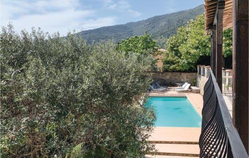 Beautiful home in Seillans with 4 Bedrooms, WiFi and Outdoor swimming pool : Maisons de vacances proche de Bargème
