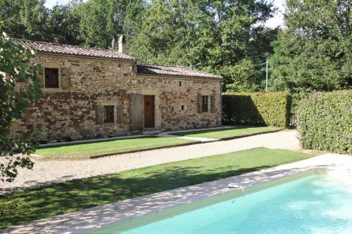Le Mounard - Cottage 2 with 2 bedrooms and private heated swimming pool : Maisons de vacances proche de Vergt-de-Biron