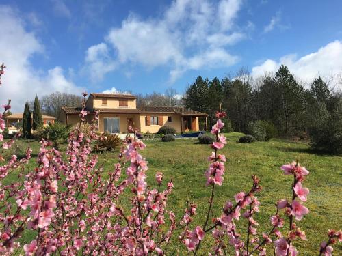 Villa Padam : Maisons de vacances proche de Lanquais