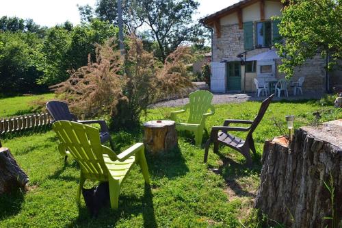 Couanac gîte familial à la campagne avec piscine : Maisons de vacances proche de Montpezat-de-Quercy