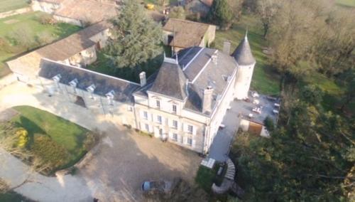 Chateau de Sauge : Sejours chez l'habitant proche de La Chapelle-Bâton