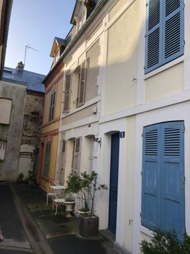 Maison centre trouville - Le Colibri : Maisons de vacances proche de Trouville-sur-Mer