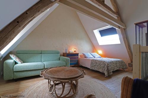 La Dragonne, une chambre à Bellême, jardin et cuisine équipée : Maisons de vacances proche de Colonard-Corubert