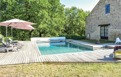 Nice home in Sembas with 1 Bedrooms and Outdoor swimming pool : Maisons de vacances proche de Le Temple-sur-Lot