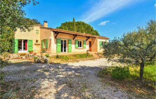 Awesome Home In Montignargues With Outdoor Swimming Pool, Wifi And Private Swimming Pool : Maisons de vacances proche de Dions