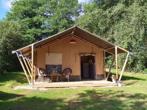 Camping Les Suchères : Campings proche de Youx