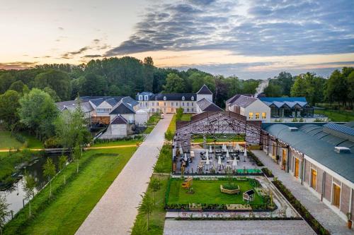 Le Grand Pavillon Chantilly : Hotels proche de Coye-la-Forêt