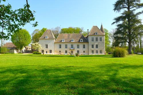 Château de Pymont : Maisons d'hotes proche de Préty