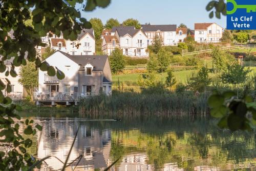 Village Pierre & Vacances Normandy Garden : Appart'hotels proche de Glanville
