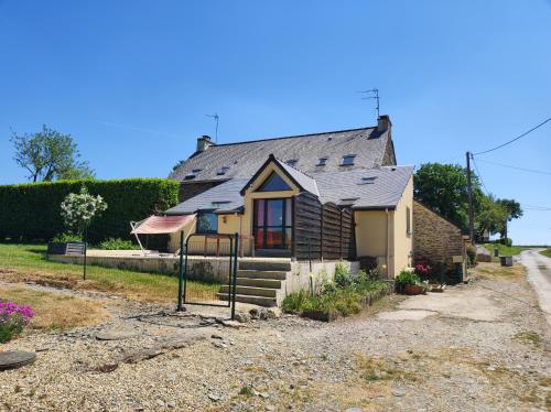 le calme de la campagne bretonne Morbihannaise. : Maisons de vacances proche de Réminiac