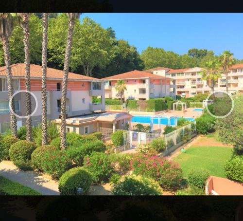 Appartement 4 personnes avec piscine, tennis, proche de la mer : Appartements proche de Villeneuve-Loubet