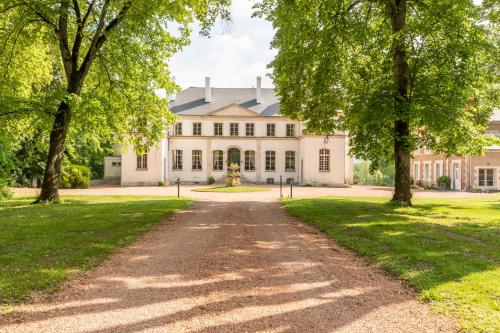 Château de Charmeil- Vichy chambres d'hôtes : B&B / Chambres d'hotes proche de Monteignet-sur-l'Andelot