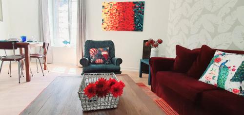 Artistic apartment, sleeps 4, centrally situated. : Appartements proche de Tennie