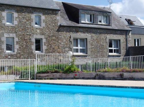 Appartement de 2 chambres avec piscine partagee et jardin clos a Montmartin sur Mer a 2 km de la plage : Appartements proche d'Annoville