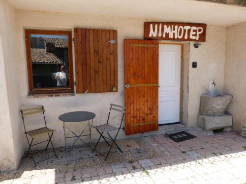 le Nimhotep : Maisons d'hotes proche de Braux