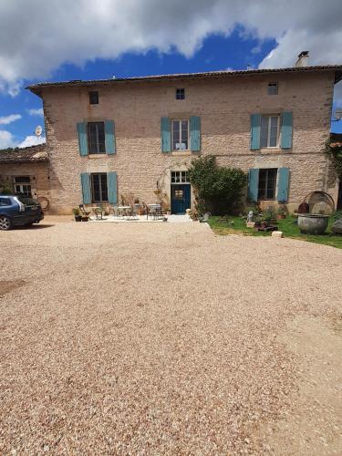 Butterfly Cottage : Appartements proche de Chaunay