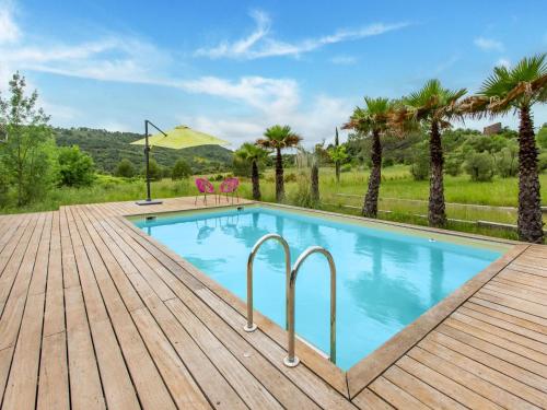 Tranquil holiday home in Cébazan with private pool : Maisons de vacances proche de Creissan