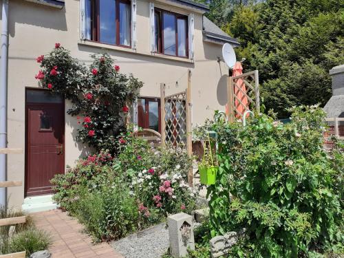 Inviting 3-Bed House in langourla brittany : Maisons de vacances proche de Loscouët-sur-Meu