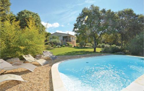 Beautiful home in Mjannes-ls-Als with 3 Bedrooms, WiFi and Outdoor swimming pool : Maisons de vacances proche de Monteils